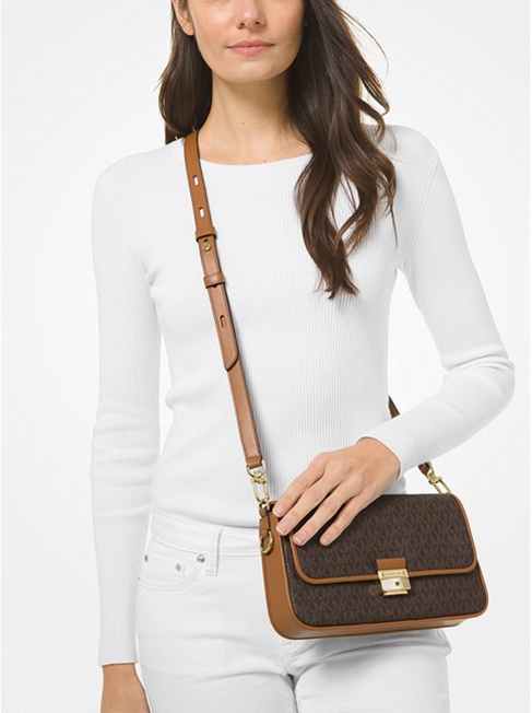 michael kors bradshaw 1