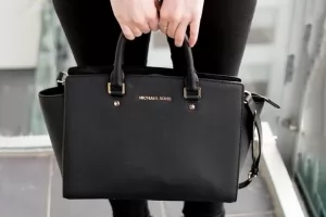 Michael Kors: как отличить оригинал от подделки